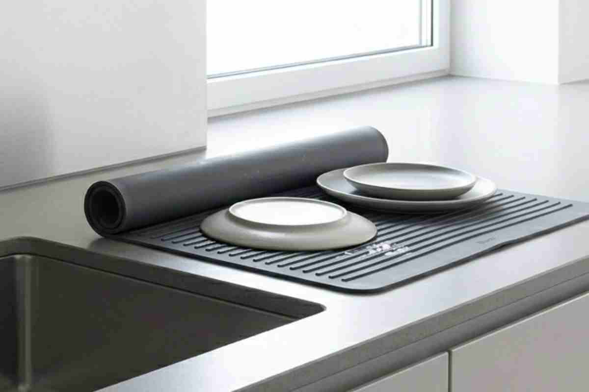 tappettino in silicone al posto dello scolapiatti