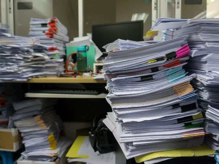 tantissimi documenti accumulati